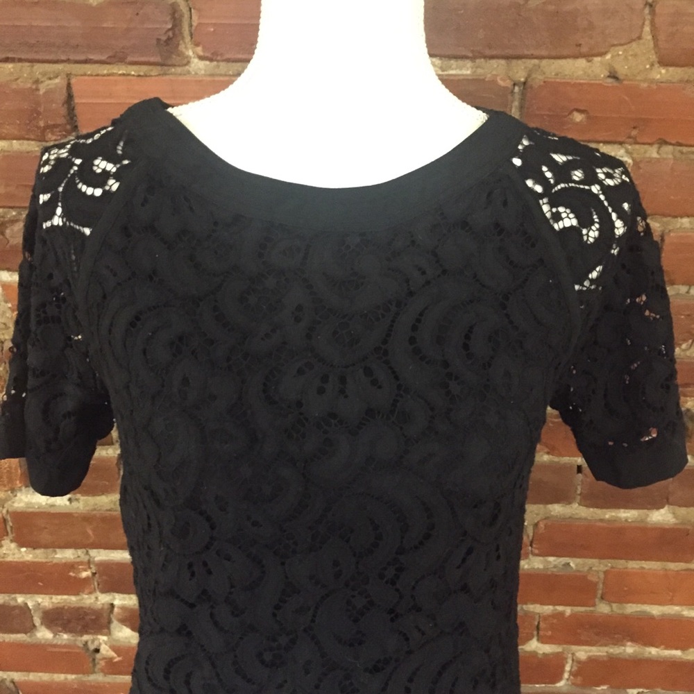 Banana Republic black lace tee